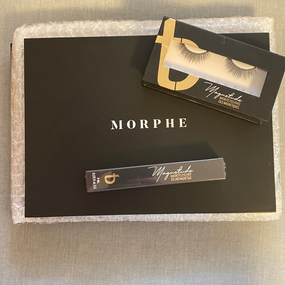 Morphe 35W Warm It Up palette w/ Magnetude eyelashes, NWT w/ magnetic eyeliner
